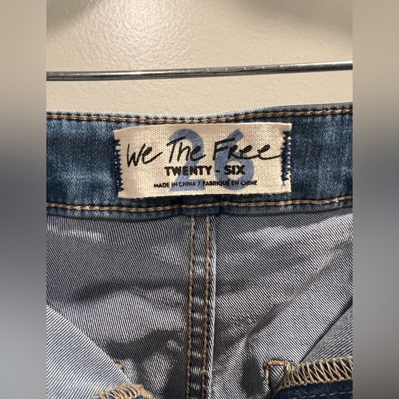 ❌ SOLD! Free People We the Free Just Float On Flare Jeans - read! - Picture 4 of 6